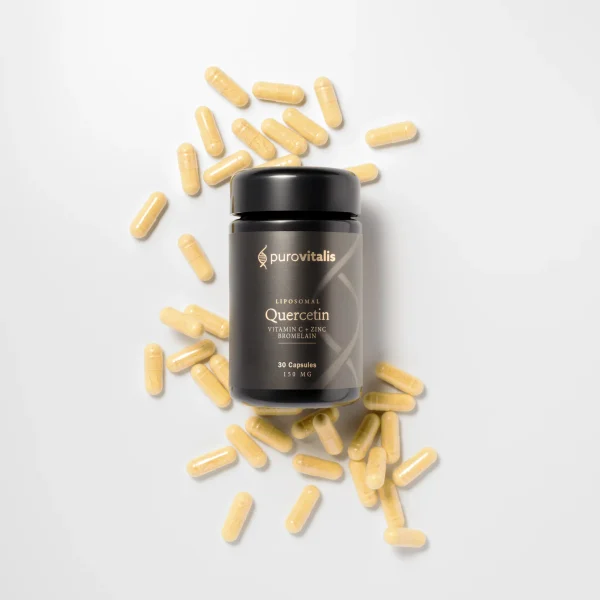 Liposomal Quercetin bottle with capsules